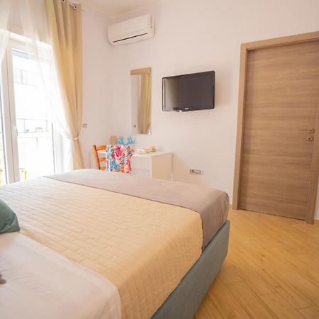 Symphony House Bed & Breakfast ซอร์เรนโต ภายนอก รูปภาพ