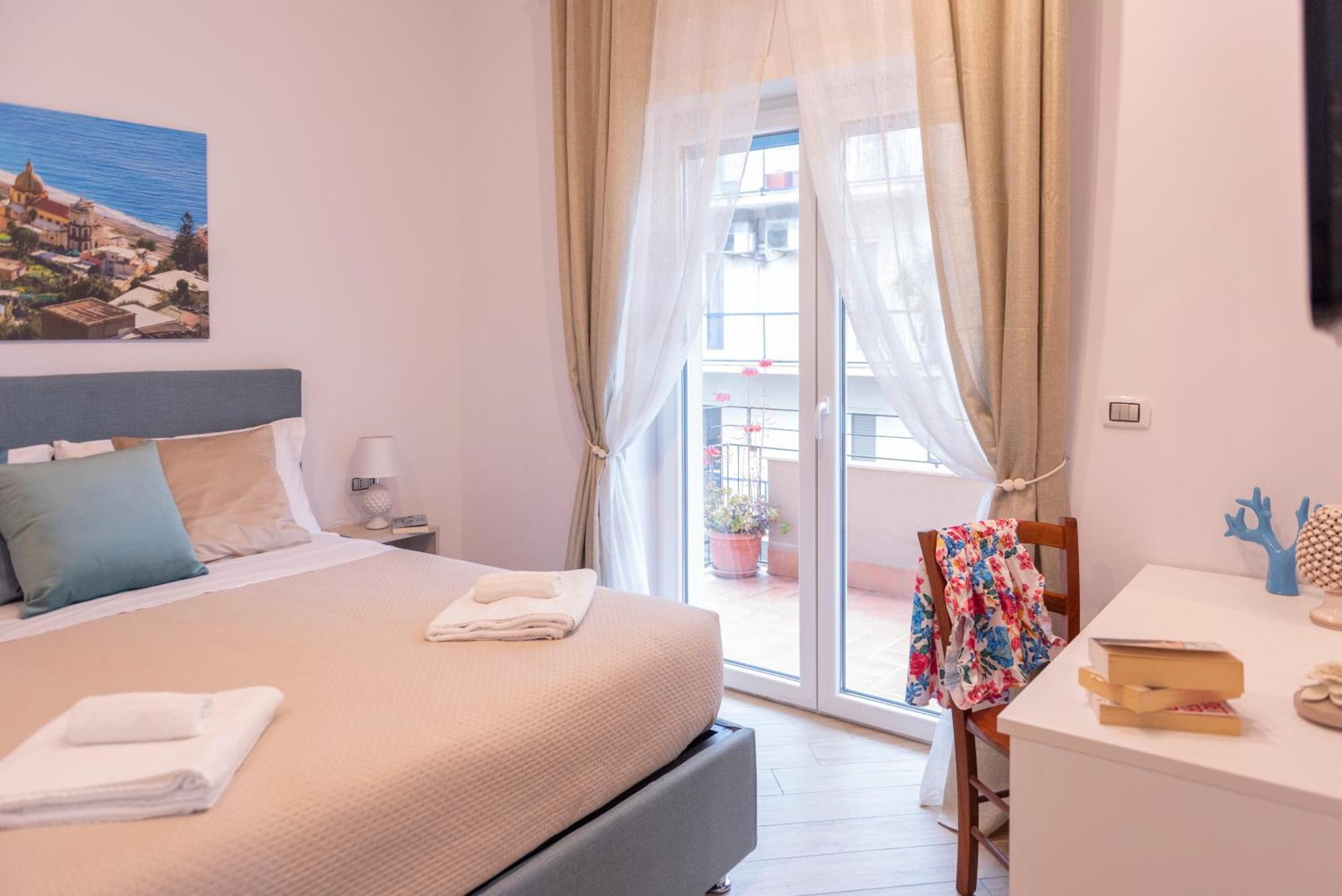 Symphony House Bed & Breakfast ซอร์เรนโต ภายนอก รูปภาพ