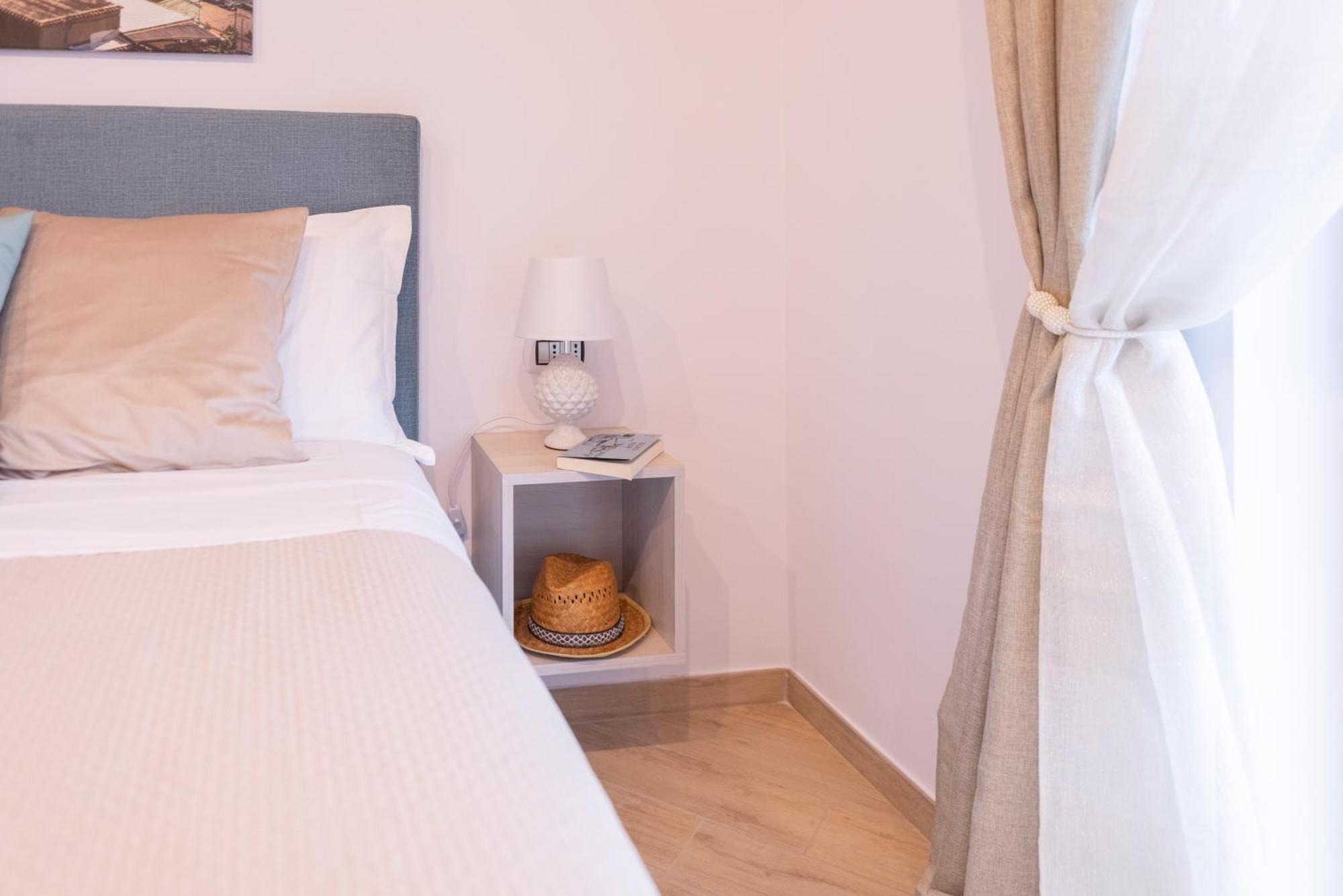 Symphony House Bed & Breakfast ซอร์เรนโต ภายนอก รูปภาพ