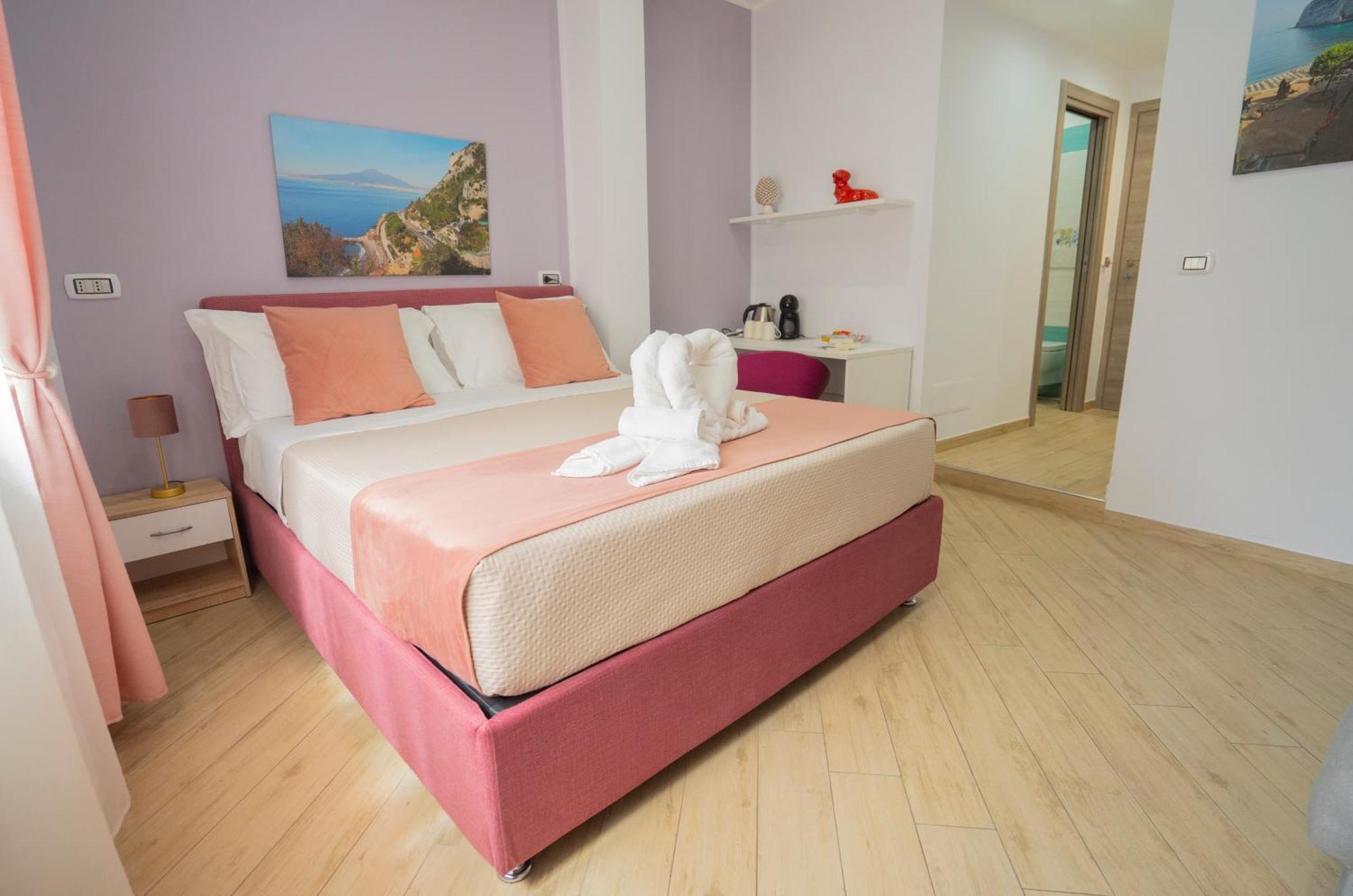 Symphony House Bed & Breakfast ซอร์เรนโต ภายนอก รูปภาพ